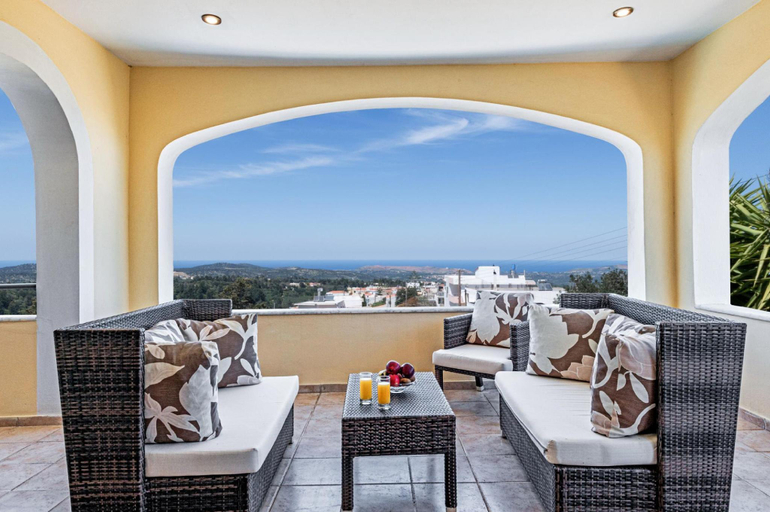 5, Dim Art Villa - with private pool, Crete