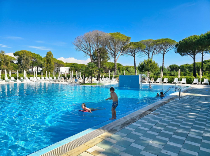 Sport & Beauty 3, Modern Villas at Perla Resort, Durrësit