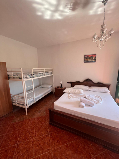 Bedroom 3, Agron S, Vlorës