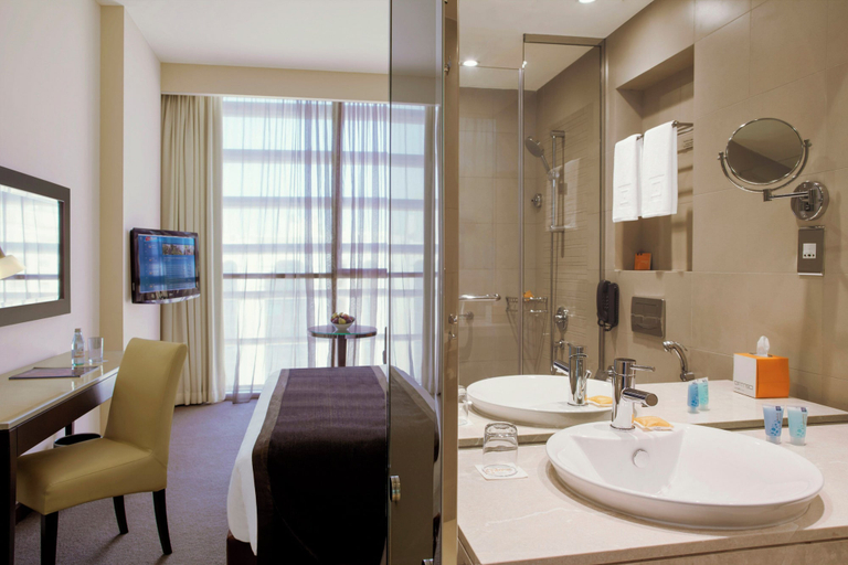 Bathroom 5, Centro Barsha, Dubai
