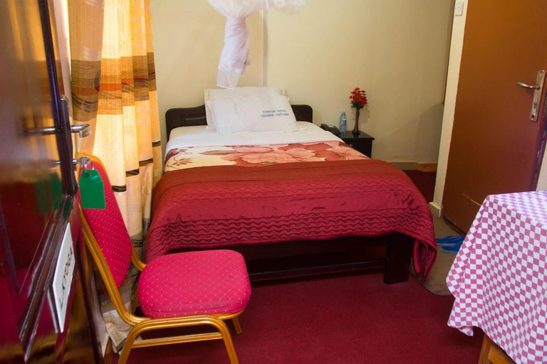 Bedroom 2, Comfort Hotel Entebbe, Busiiro