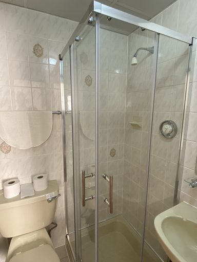 Bathroom 3, Brene Hotel, Blackpool