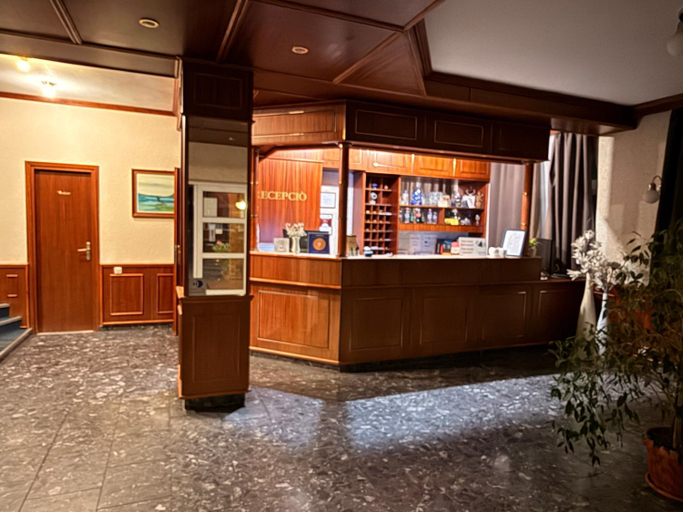 Public Area 2, Patyi Etterem es Hotel, Sárvár