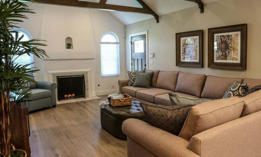 Others 5, Designer decorated 6 bedroom pool house, Orange