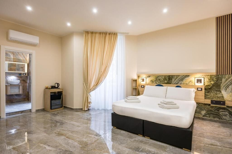 Room 4, Bologna Rooms, Napoli