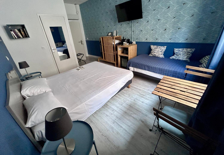 Bedroom 3, Hotel Le Petit Baigneur, Hérault