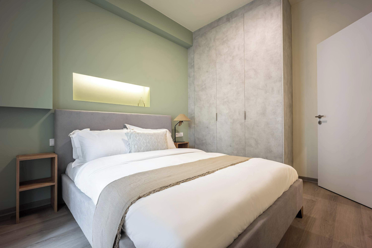 Room 4, Stylish 2BR Exarchia l King Bed & Desk, Attica