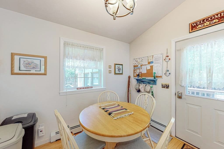Room 4, Inviting Dog-friendly Home With Firepit & Ping-pong - Near Acadia National Park, Hancock