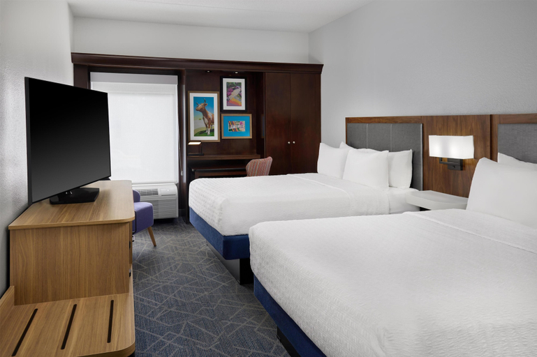 Bedroom 4, Hampton Inn Janesville, Rock