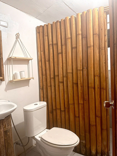 Bathroom 3, Monkey Business Bungalows, San Juan