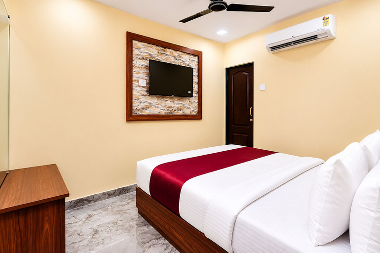 Room 5, Fabhotel Aai Om Residency, Mumbai Suburban