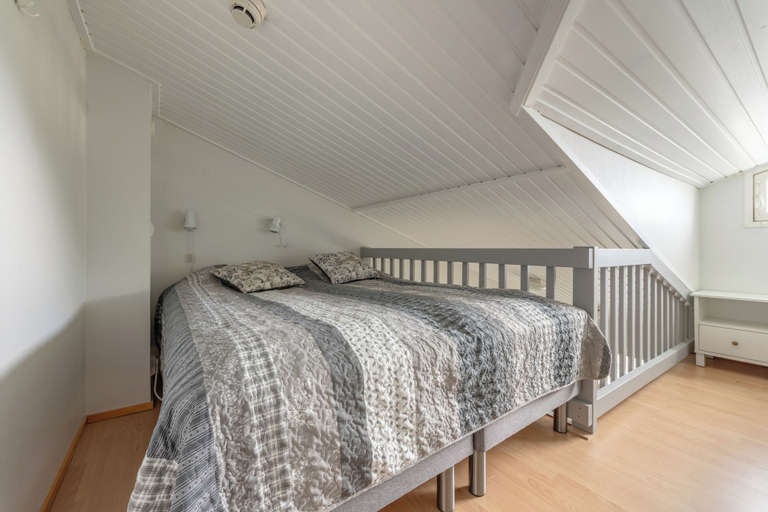 Room 2, Moonlight 402 - Sauna & Free Parking, Lapland
