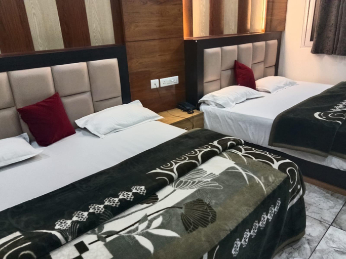 Bedroom 4, PREFERRED HOTEL AND RESTAURANT, Hardwar