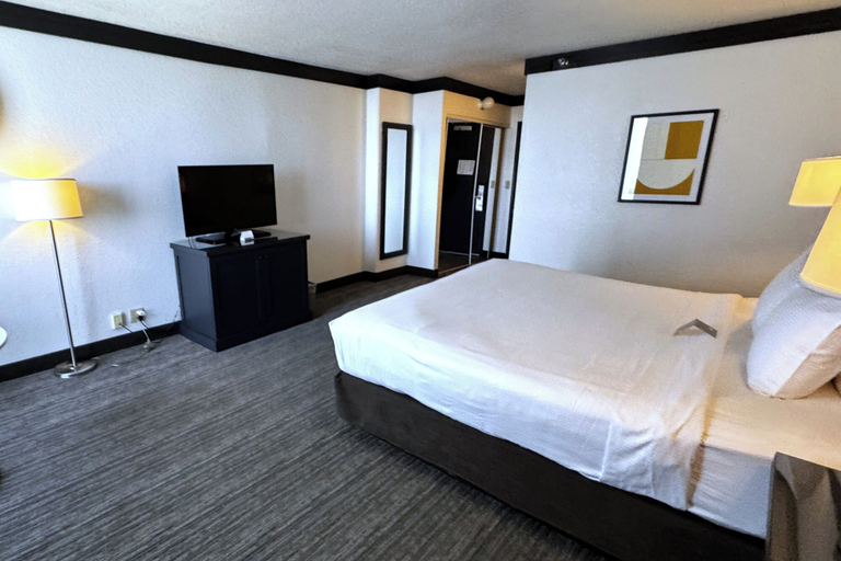 Room 5, Collection O Las Vegas, Clark