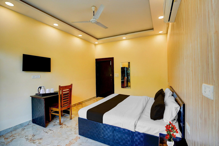 Room 2, Classic Tulsi Hotels And Lawns, Lucknow