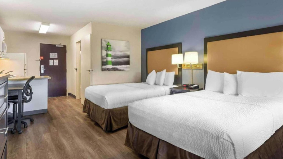 Room 4, Motel 6 Suites Fishkill Westage Center, NY, Dutchess