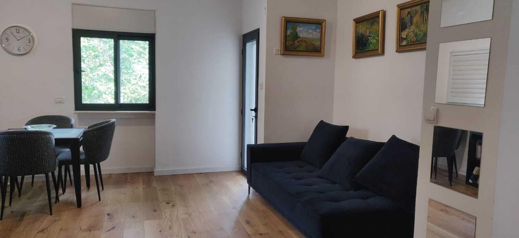 Living area, Oasis of greenery and calm