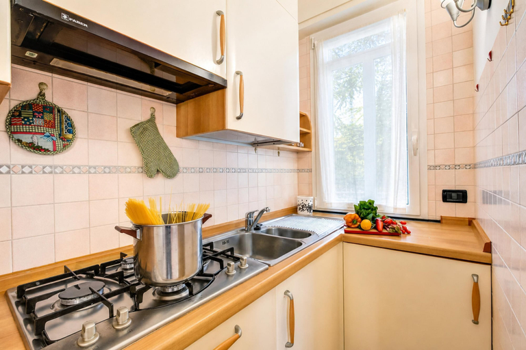 Private kitchen 5, Gabri By The Sea With Balcony and Shared Garden, Imperia