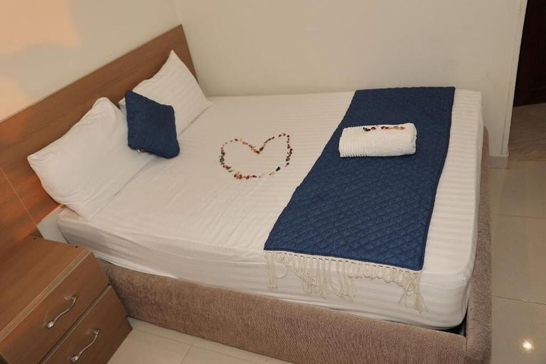 Room 2, Royal town hotel, Qasr an-Nil