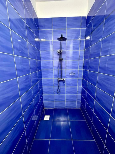 Bathroom 3, Hotel7, Iliyskiy