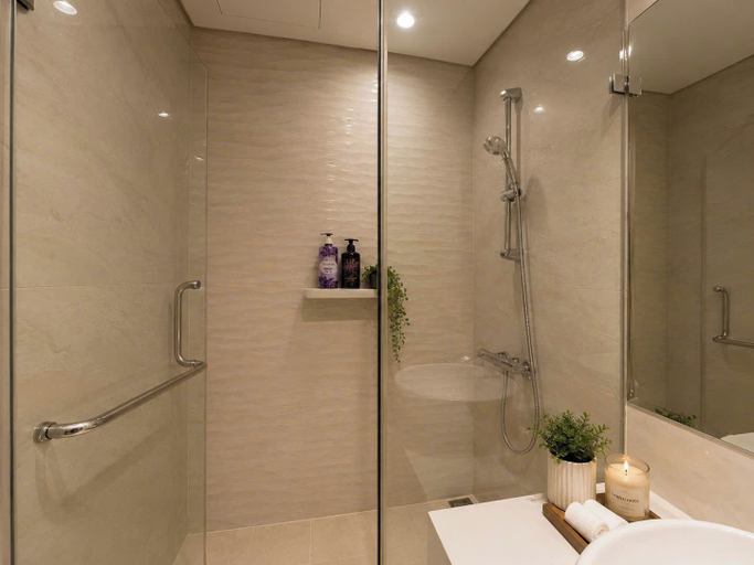 Bathroom 4, Lyshing Apartment in Vinhomes Luxury Landmark, Bình Thạnh