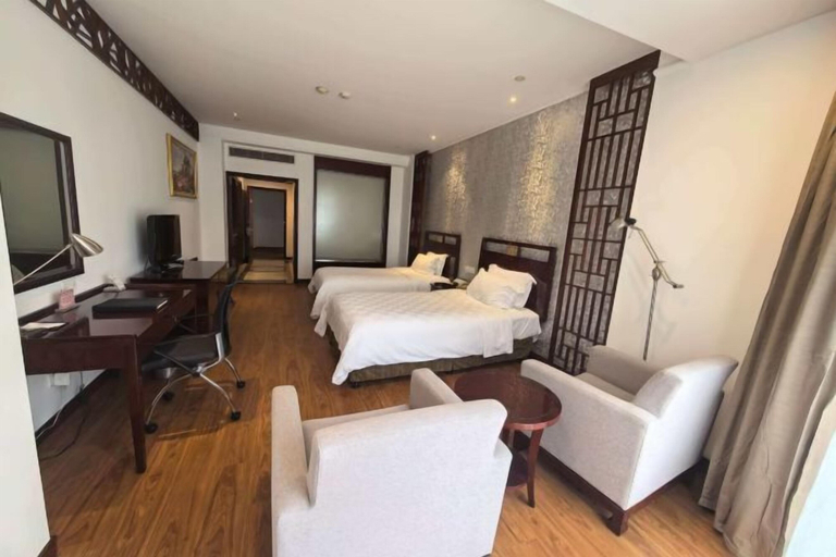 Bedroom 3, Lake Malaren Hotel, Shanghai
