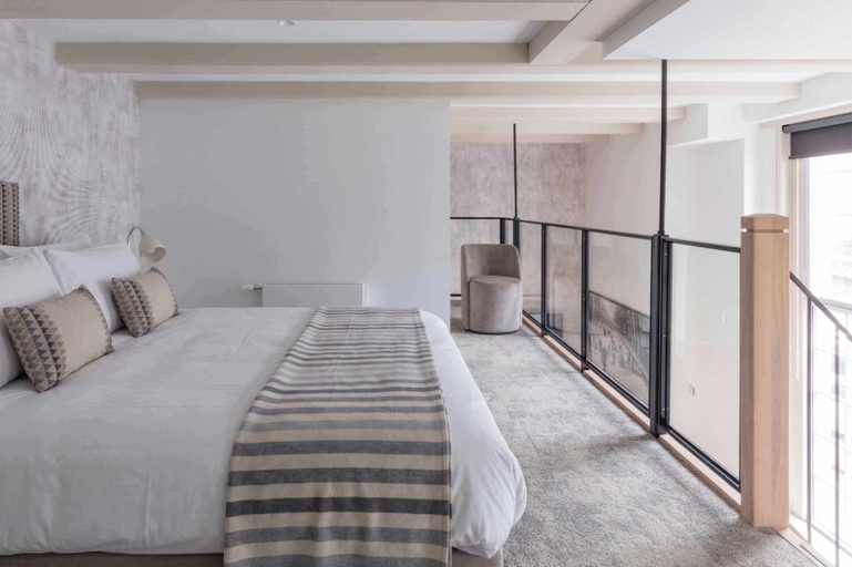 Bedroom 2, Wittenberg by Cove, Amsterdam