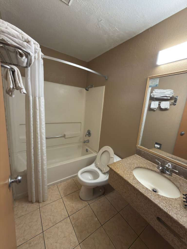 Bathroom 4, Super 8 by Wyndham Topeka/Wanamaker RD/I-70, Shawnee