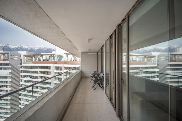Property grounds 5, Exclusive Apt in Las Condes with Balcony, Santiago