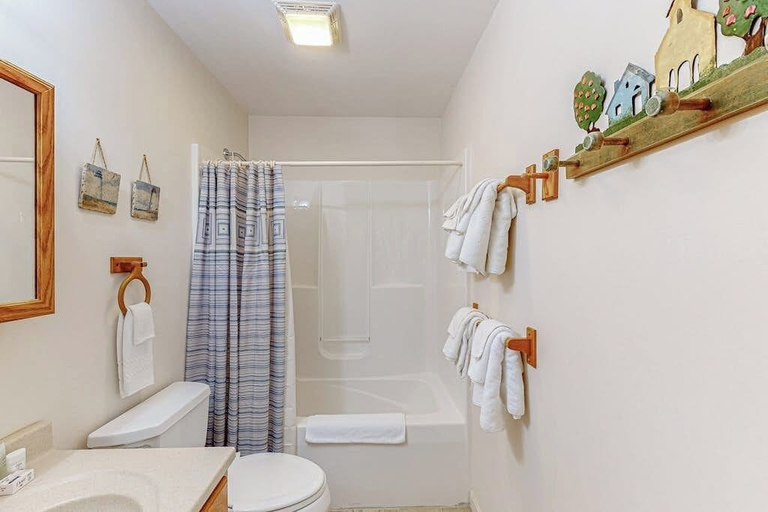 Bathroom 3, Inviting Dog-friendly Home With Firepit & Ping-pong - Near Acadia National Park, Hancock