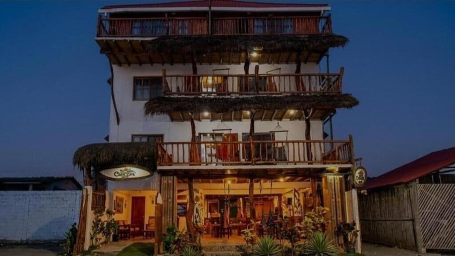 Exterior & Views 2, Cocoa Beachfront Inn, Sucre