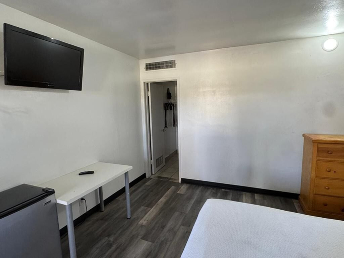 Bedroom 3, City Center Hotel Los Angeles, Los Angeles