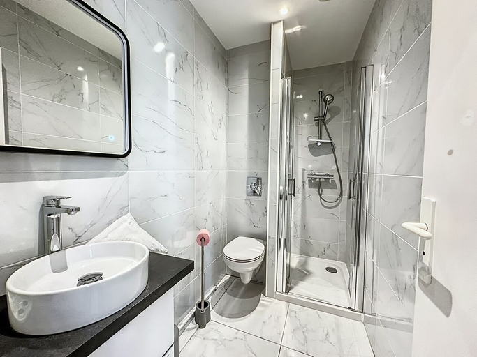 Bathroom 4, Sweet Home Marceau, Alpes-Maritimes
