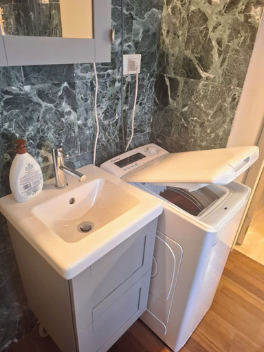 Bathroom 2, 5TerreHome, La Spezia