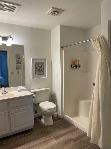 Bathroom 4, Highland Estates Condotel, Clark