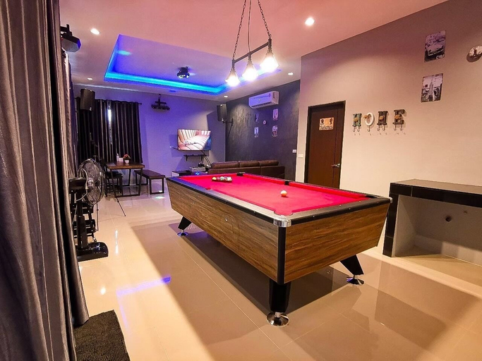 Game room, Luxurious 4-bedroom Holiday House With Private Pool in Hua Hin, Hua Hin