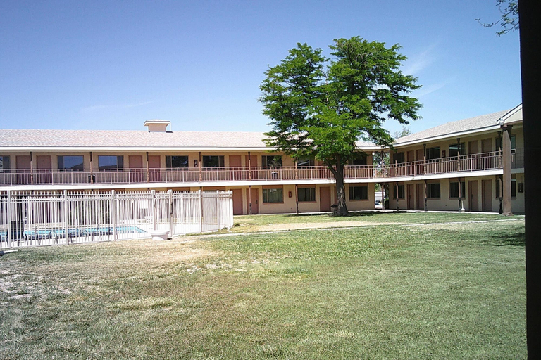 Exterior & Views 2, Rodeway Inn Roswell, Chaves