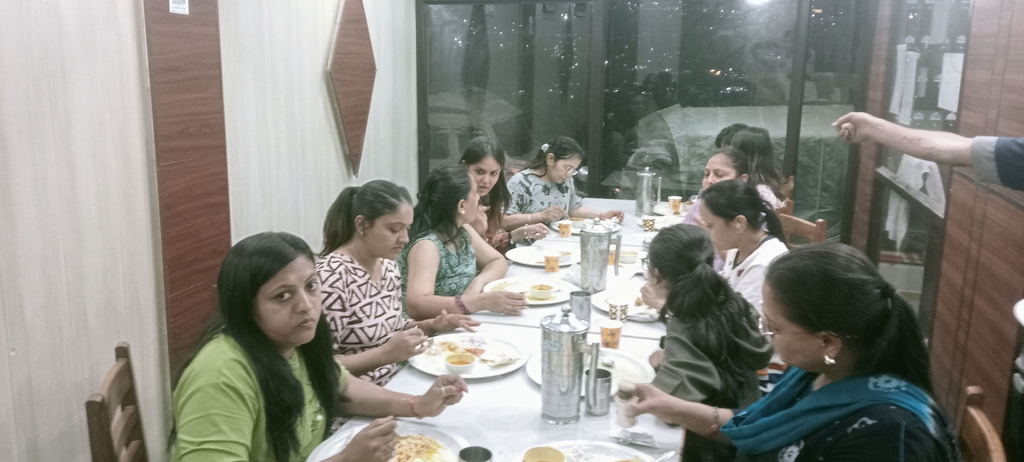 Dining 4, The Mrityunjaya Palace Guptakashi, Rudraprayag
