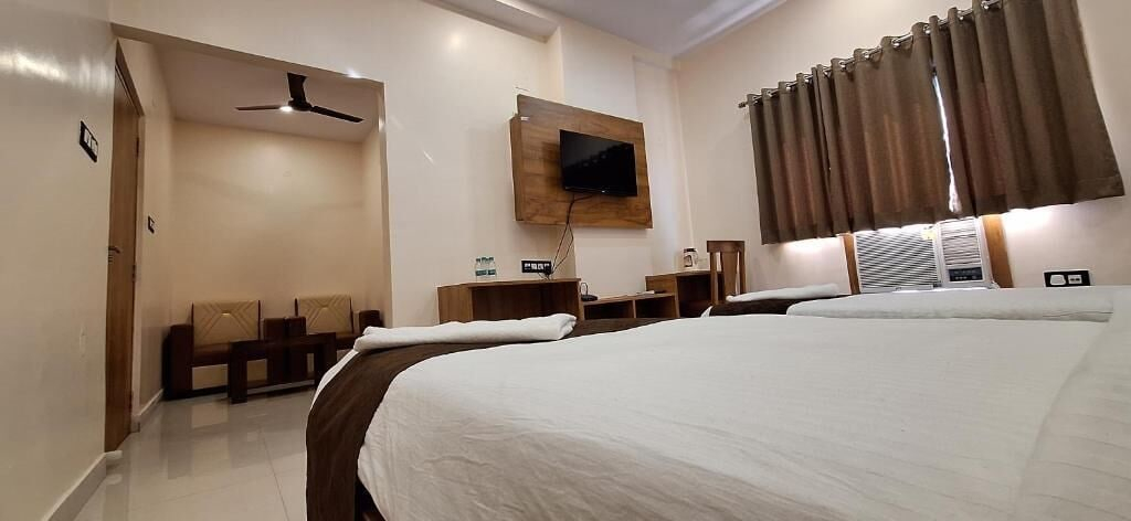 Others 5, New Hotel Sun International, Purbi Singhbhum