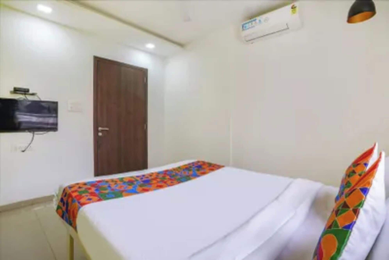 Room 2, Fabhotel Aarambh Exotica, Pune