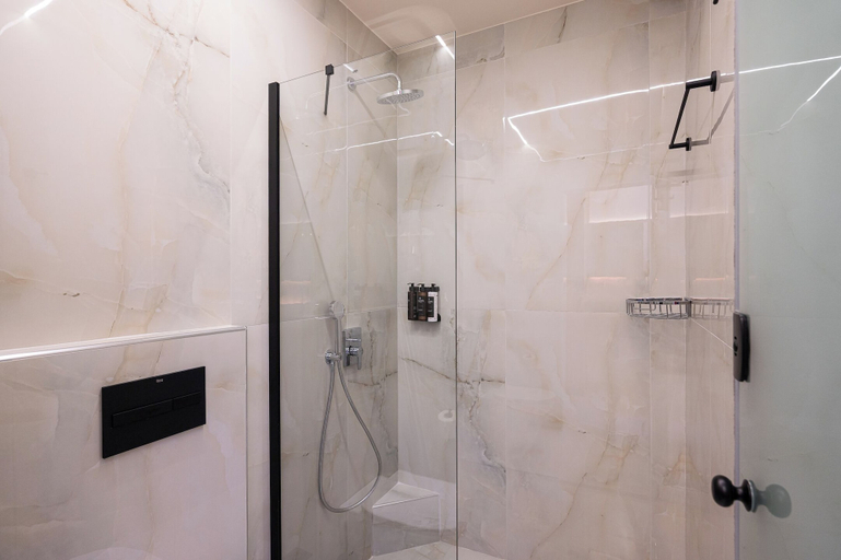 Bathroom 3, ZOI Girni – Seaside Hotel, Central Macedonia