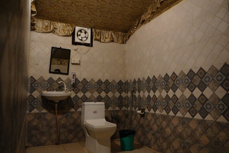 Bathroom, Shikaar Valley, Sawai Madhopur