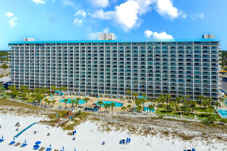 Room 5, Summit 1417 Beach Resort - Amazing Balcony Views, Bay