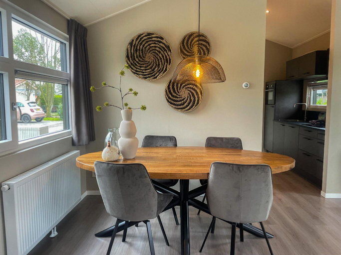2, Chalet by Park Pond in the Netherlands, Eersel