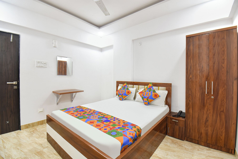 Room 4, Fabhotel Nexa Hinjewadi, Pune
