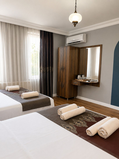 Bedroom 4, DeMaree, Fatih