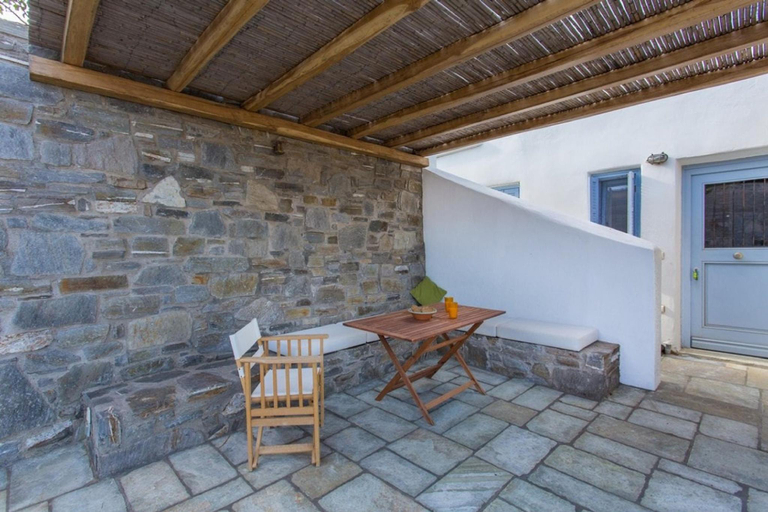 3, An Amazing Stone Villa-A in Serifos w/shared Pool, South Aegean