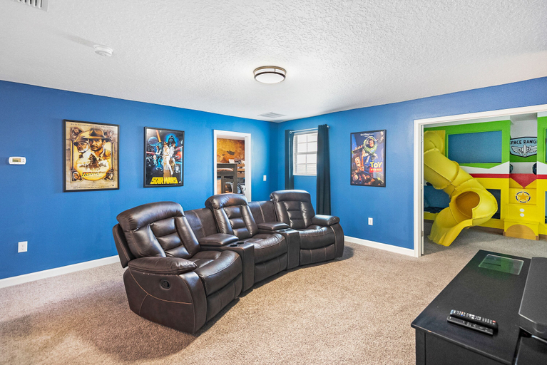 Interior 4, 9089-Hazard, Osceola