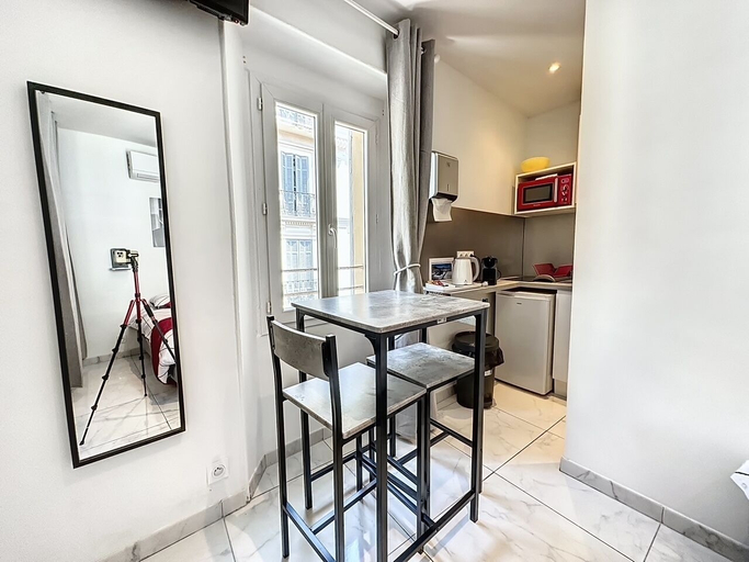 Others 5, Sweet Home Marceau, Alpes-Maritimes