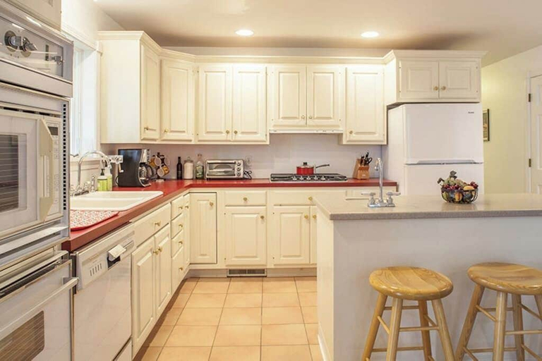 Private kitchen 3, Great Home With Water View - one House From Harbor - Washer/dryer & Dog-friendly, Knox